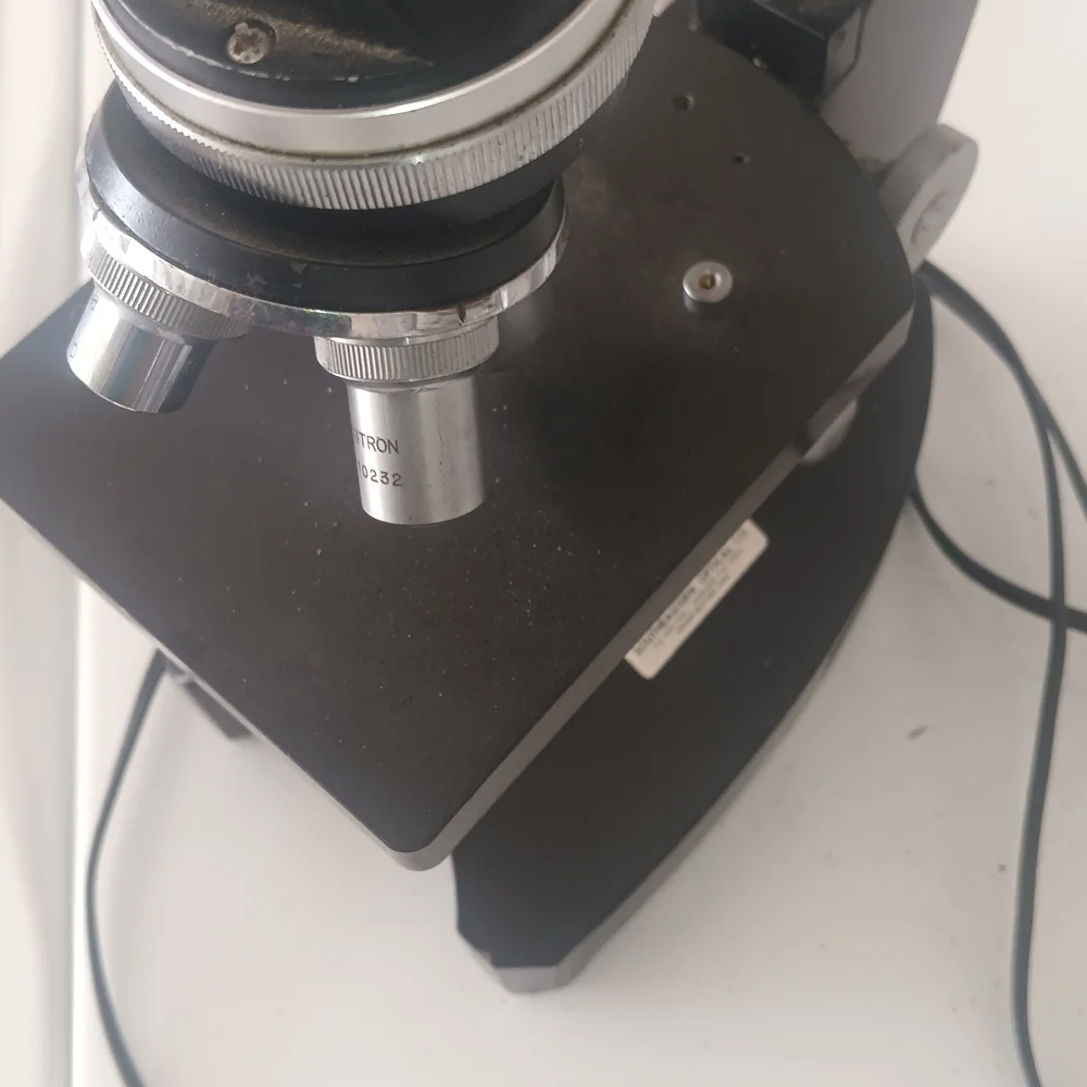Black Microscope - Picture 3 of 4
